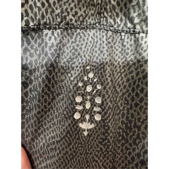 Free People Movement Diamond Back Reflective Cropped Jacket / Windbreaker - Smal - Picture 8 of 11